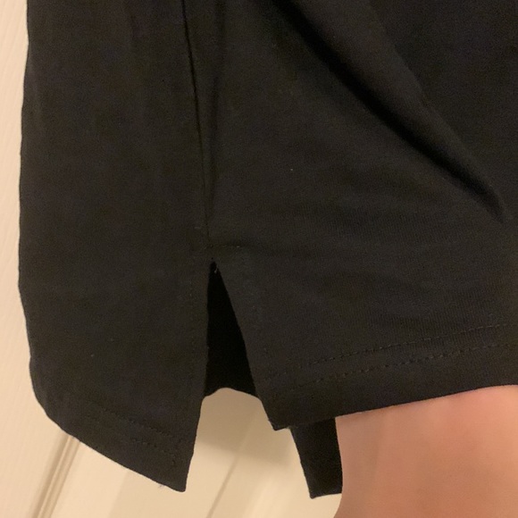 Black Mesh floral appliqué sleeve -Long sleeved crew neck Tshirt- Size M-NWT - Picture 6 of 6